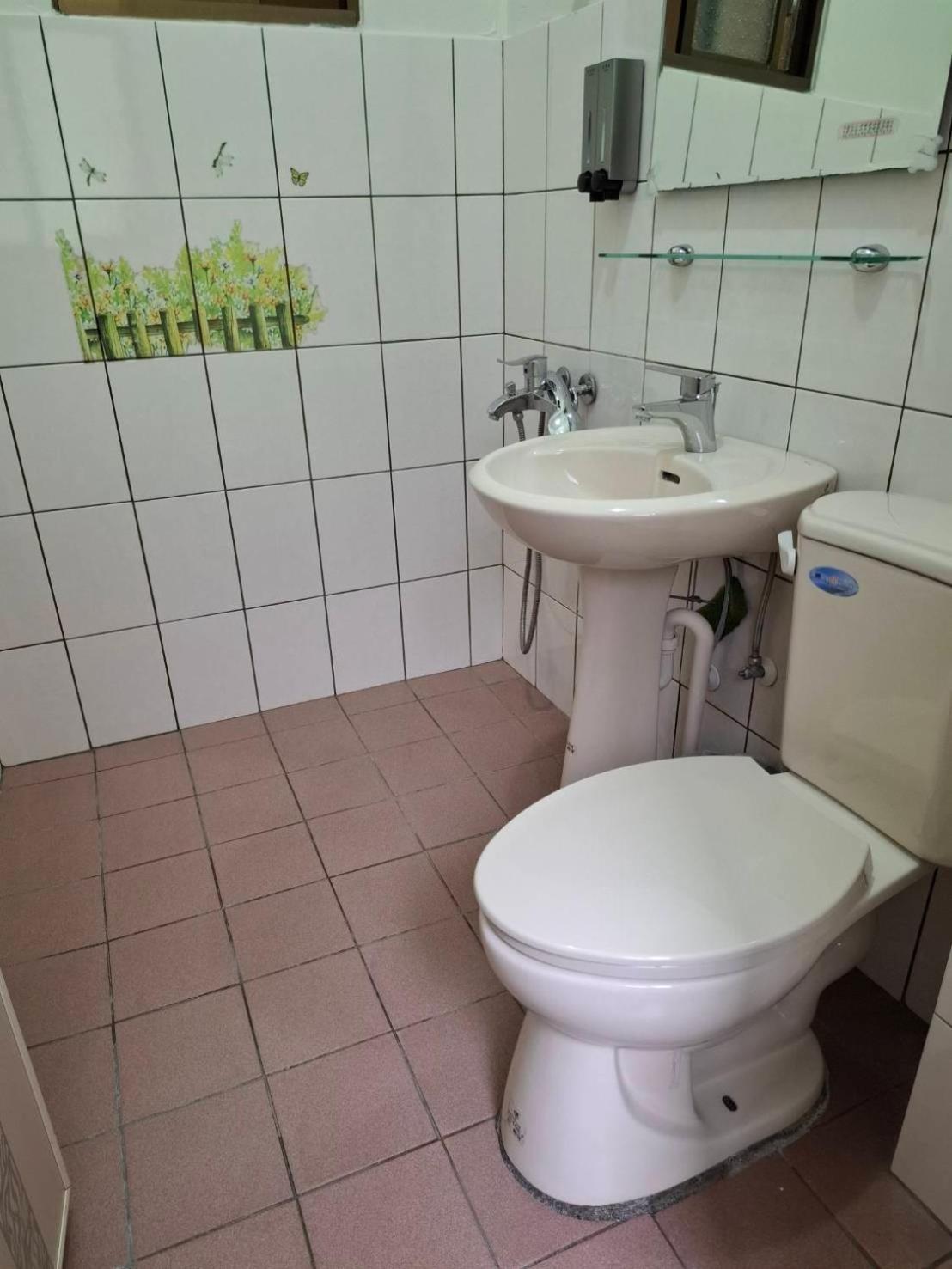 Zhongshan Hostel Fenchihu Extérieur photo